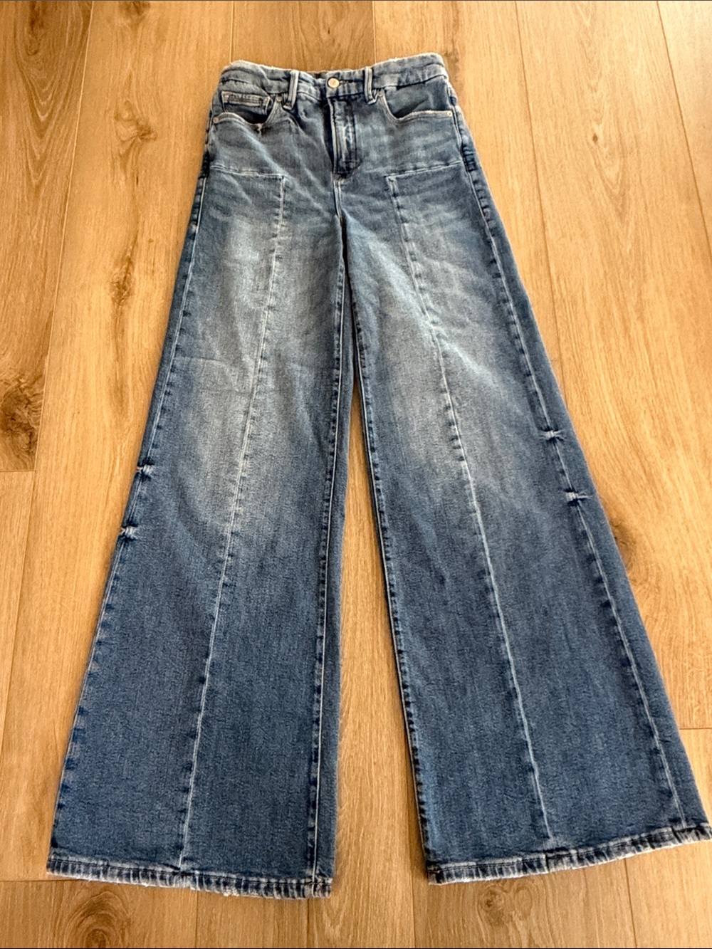 Good American Mid Blue Wide-Leg Flare Jeans